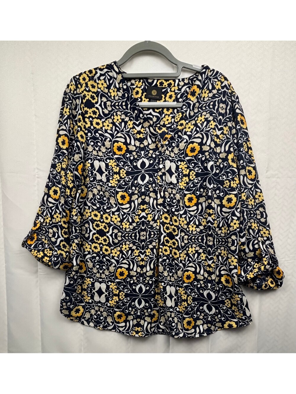 JM Collection Women's Long Sleeve Floral Button-Up Blouse Size L